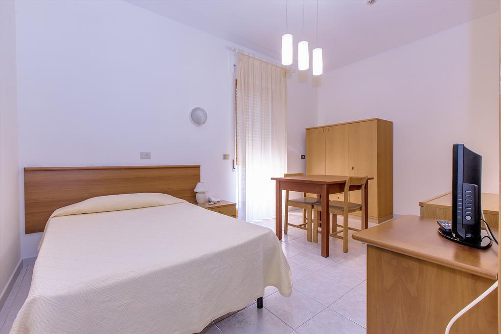 Hotel Residence Ulivi E Palme Cagliari Eksteriør billede