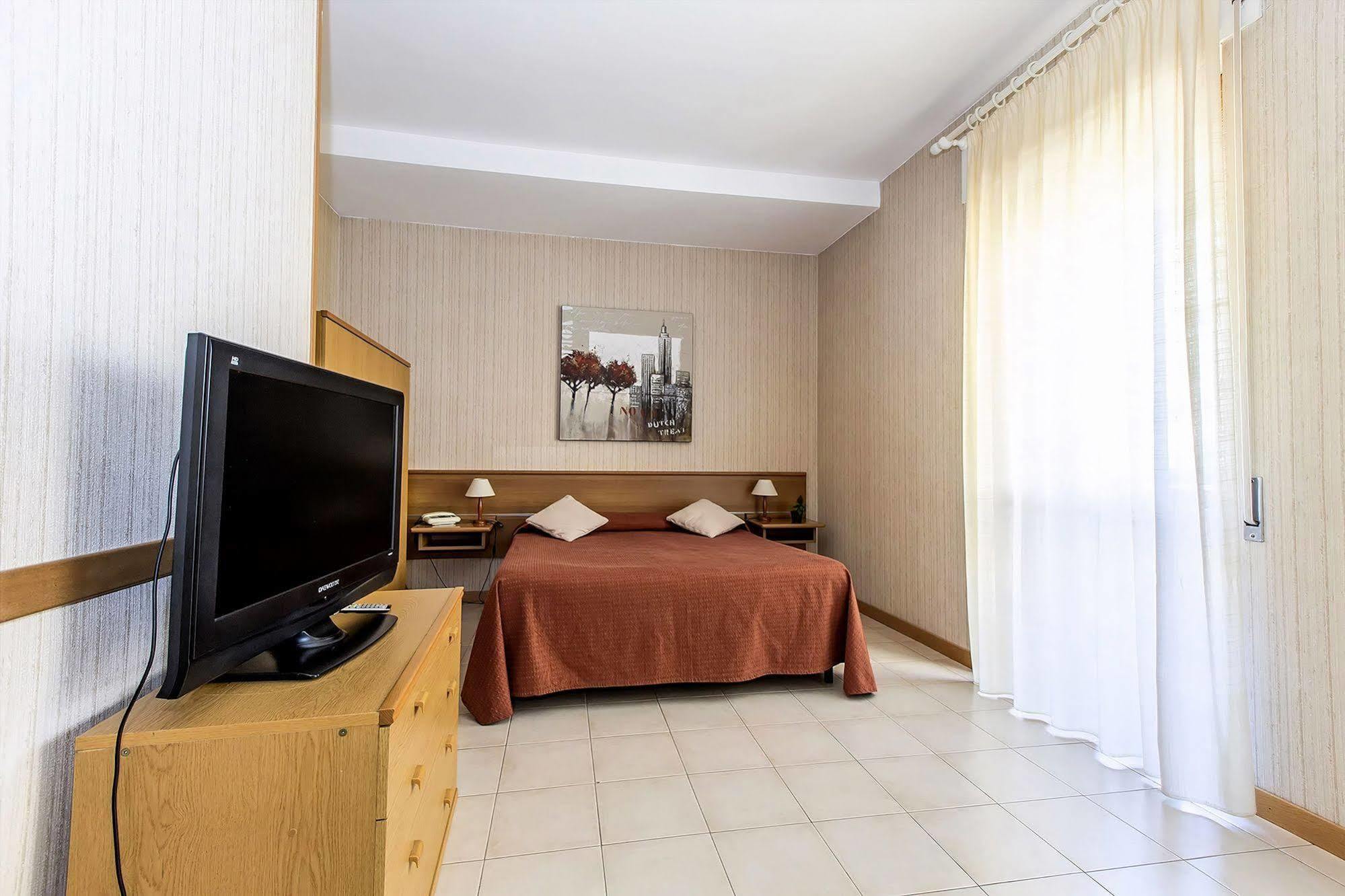 Hotel Residence Ulivi E Palme Cagliari Eksteriør billede